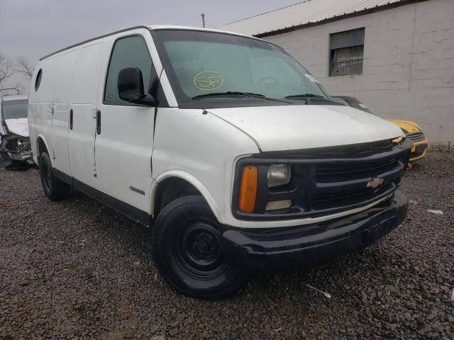 Salvage cars for sale from Copart Hillsborough, NJ: 2001 Chevrolet Express G1