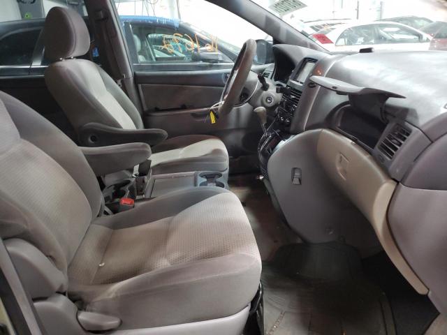 2010 TOYOTA SIENNA CE 5TDKK4CCXAS293937