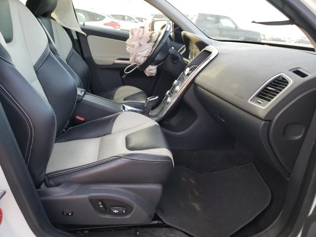 2017 VOLVO XC60 T5 YV440MDJ1H2098299