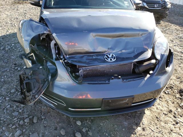 2018 VOLKSWAGEN BEETLE SE 3VWJD7AT6JM700837