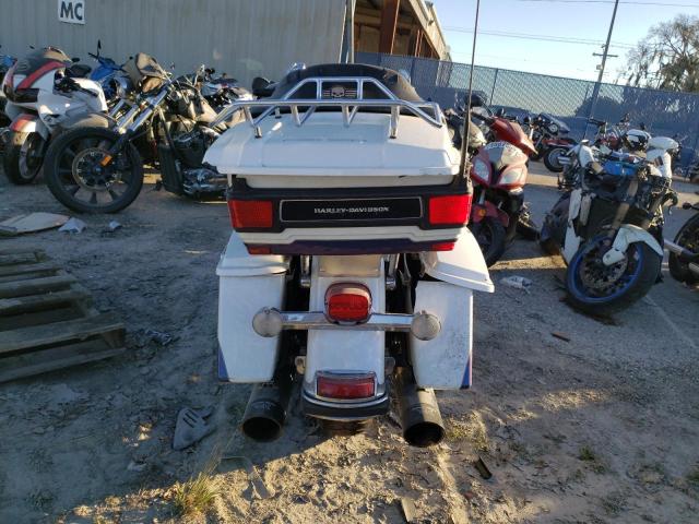 2010 HARLEY-DAVIDSON FLHTK 1HD1KEM11AB668540