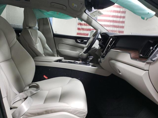 2021 VOLVO XC60 T6 MO YV4A22RK0M1861142