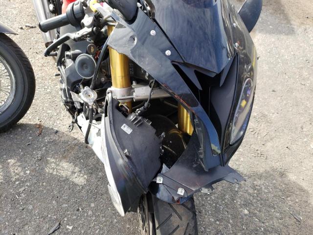 2015 BMW S1000RR - WB10D2103FZ351159