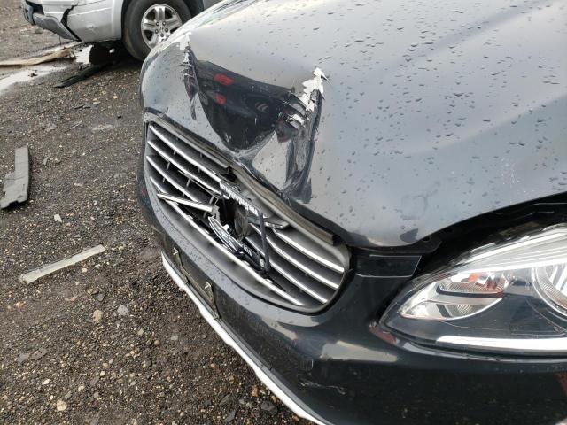 2015 VOLVO XC60 T6 PR YV4902RK6F2649853