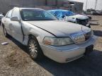 2004 LINCOLN  TOWN CAR