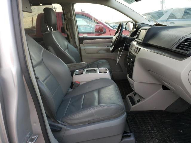 2011 VOLKSWAGEN ROUTAN SEL 2V4RW5DG0BR728278