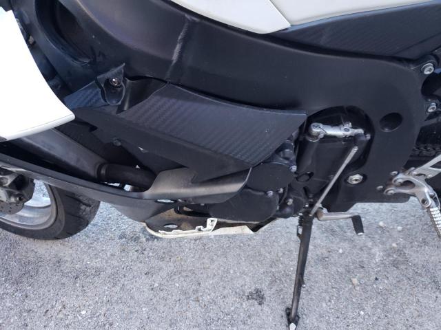 2011 SUZUKI GSX-R600 JS1GN7FA7B2100333