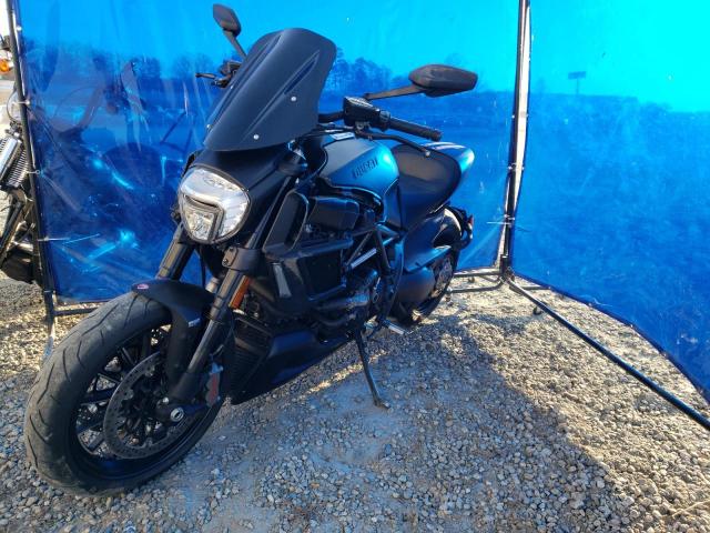 2015 DUCATI DIAVEL ZDM13BSW0FB019853