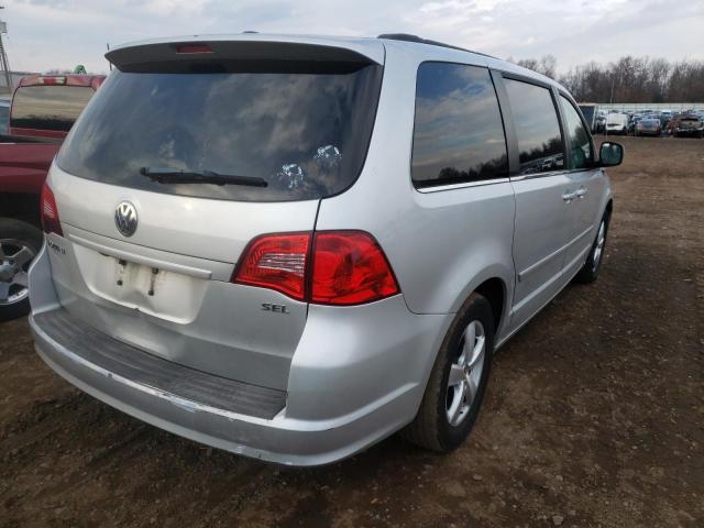 2011 VOLKSWAGEN ROUTAN SEL 2V4RW5DG0BR728278
