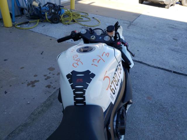 2011 SUZUKI GSX-R600 JS1GN7FA7B2100333