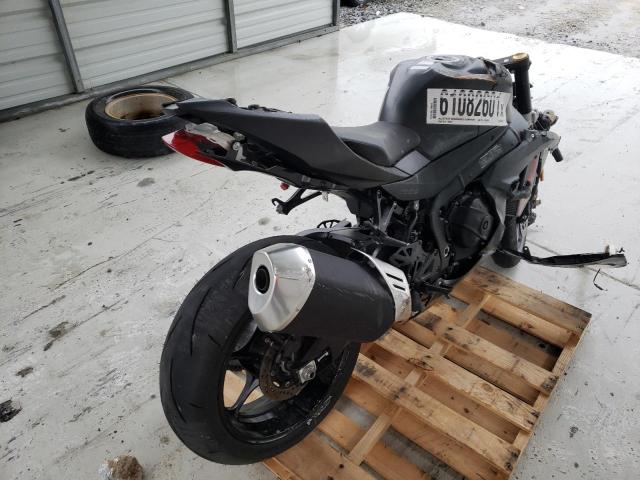 2021 SUZUKI GSX-R1000 JS1DM11F8M7100031