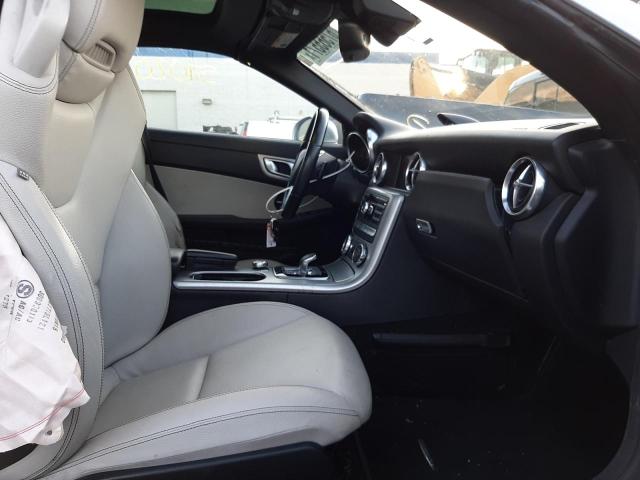 2016 MERCEDES-BENZ SLK 300 WDDPK3JA4GF119362