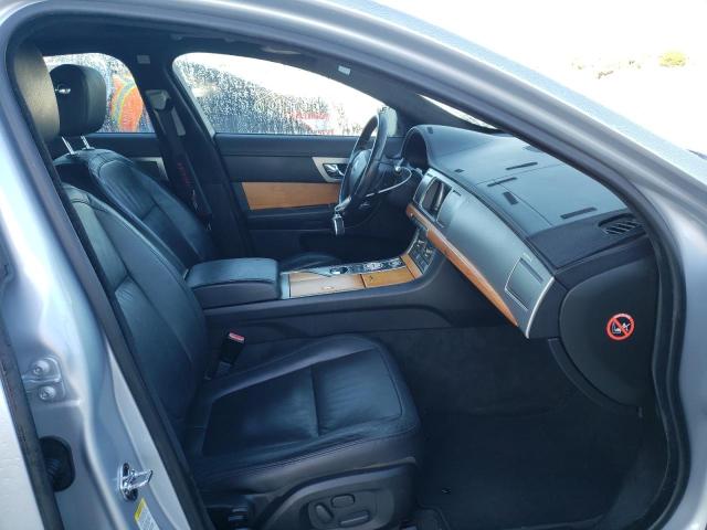 2010 JAGUAR XF LUXURY SAJWA0FAXAHR62141