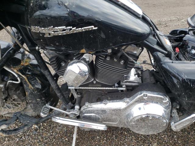 2010 HARLEY-DAVIDSON FLHX 1HD1KB419AB675041