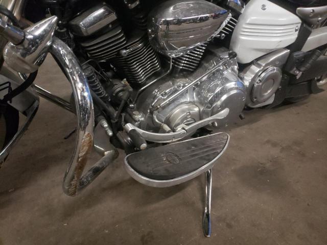 YAMAHA XV1900 CT 2009 SILVER Photo 9