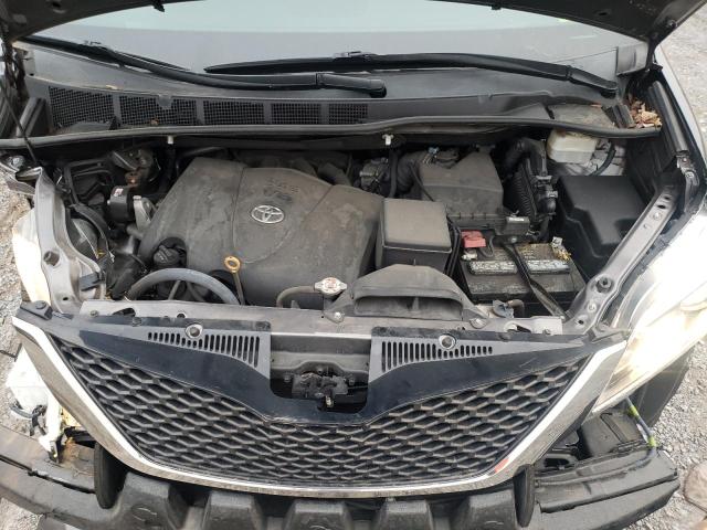 TOYOTA SIENNA 2017 Вугільний
