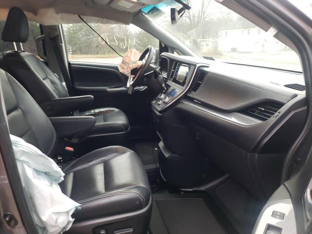  TOYOTA SIENNA 2017 Вугільний