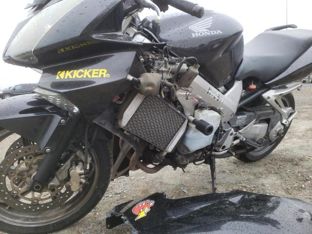 2006 HONDA VFR800 A JH2RC46476M800335