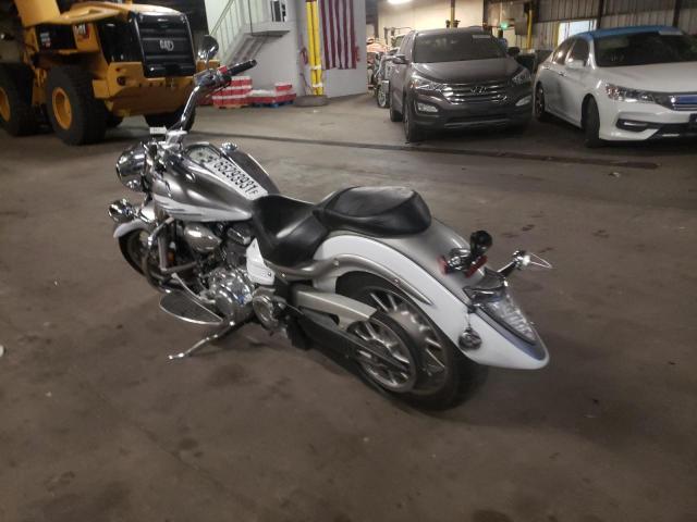 YAMAHA XV1900 CT 2009 SILVER Photo 3
