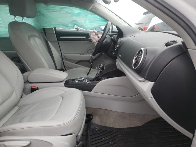 2015 AUDI UK WAUBFGFF0F1102197