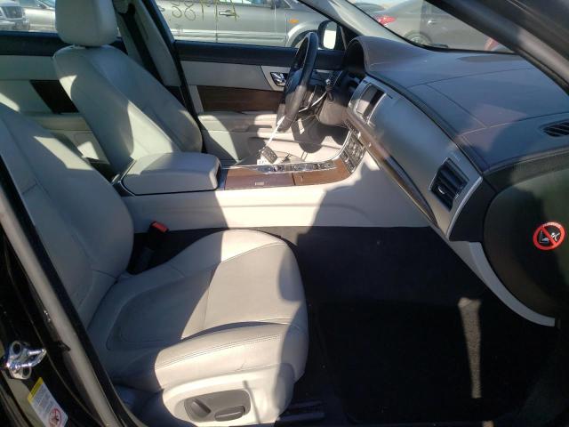 2015 JAGUAR XF 2.0T PR SAJWA0FS2FPU70001