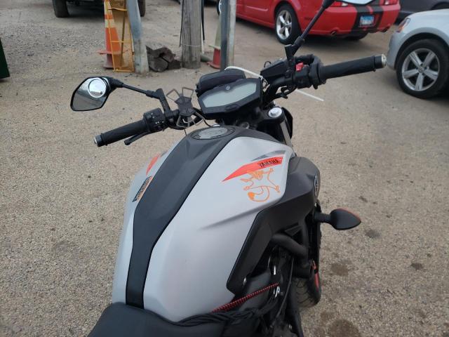 2019 YAMAHA MT07 JYARM27E6KA004345