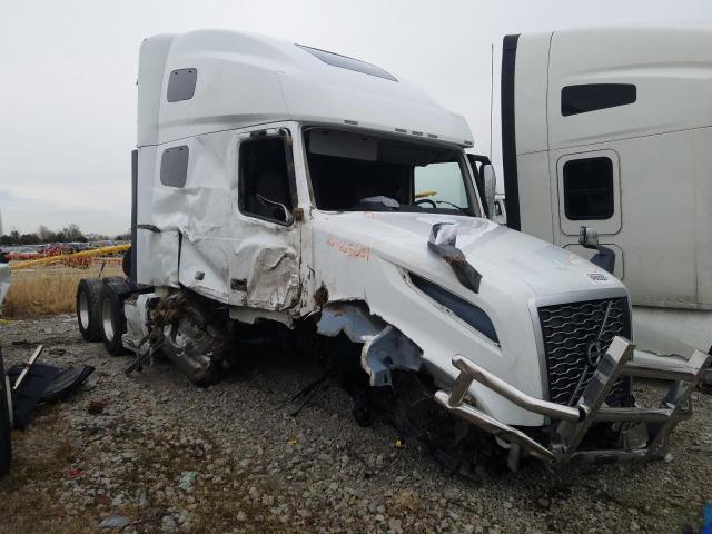 Salvage cars for sale from Copart Cicero, IN: 2019 Volvo VN VNL