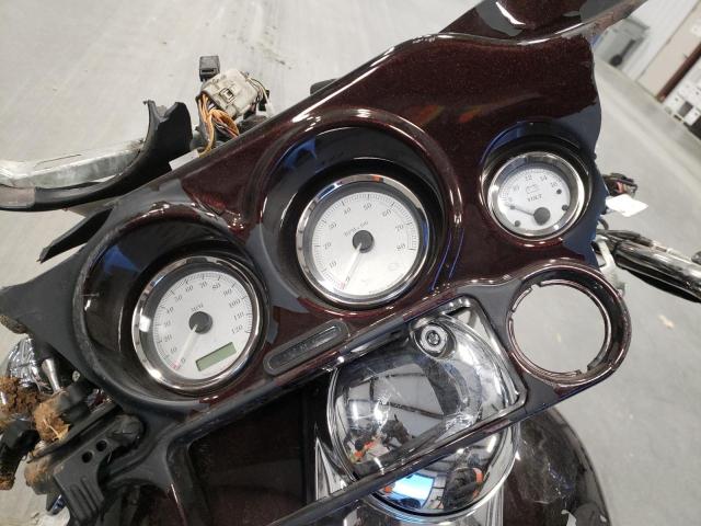 2010 HARLEY-DAVIDSON FLHX 1HD1KB415AB630100