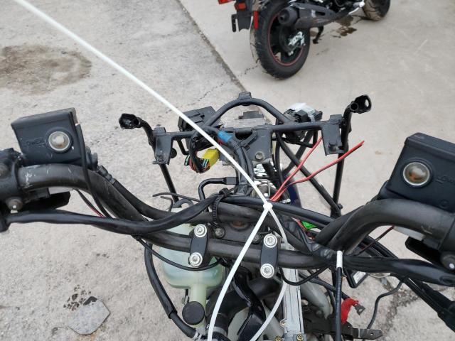 2005 SUZUKI AN400 K3 JS1CK43A252102103