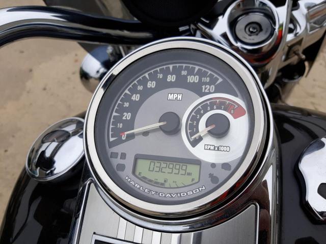 2011 HARLEY-DAVIDSON FLHR 1HD1FB412BB674447