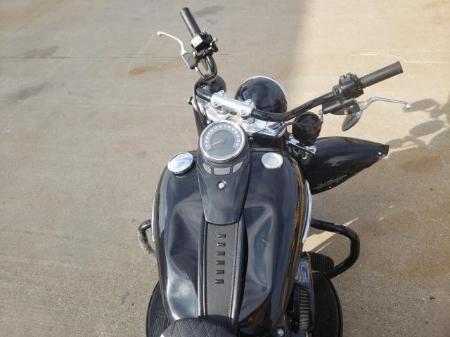 2018 HARLEY-DAVIDSON FLHCS HERI 1HD1YBK19JC078967
