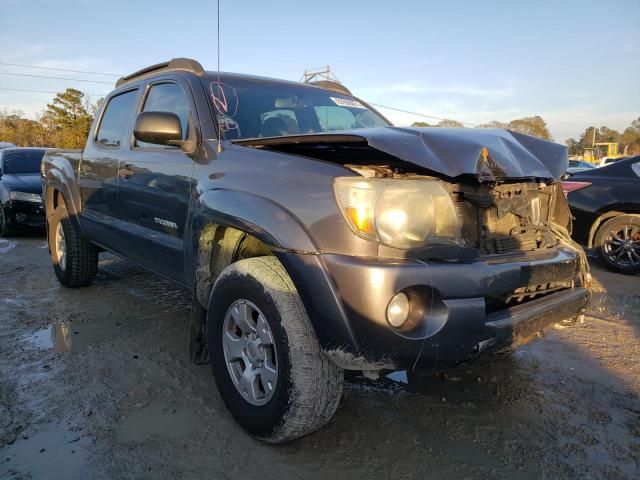 Salvage cars for sale from Copart Greenwell Springs, LA: 2011 Toyota Tacoma DOU