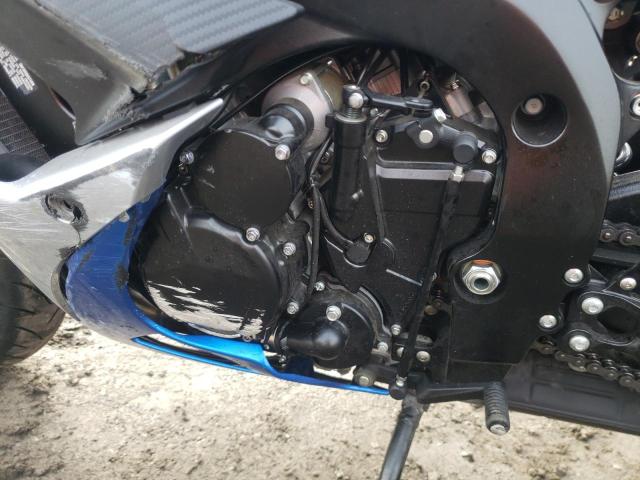 2021 SUZUKI GSX-R600 JS1GN7FA4M7100084
