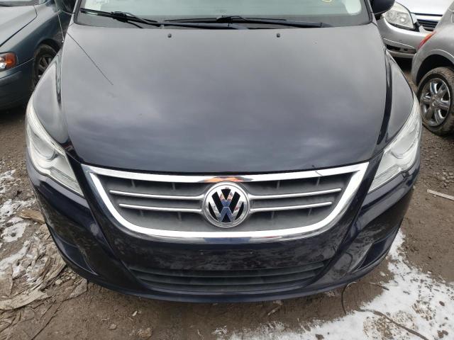 2011 VOLKSWAGEN ROUTAN SE 2V4RW3DGXBR625714