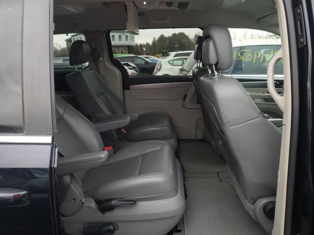 2011 VOLKSWAGEN ROUTAN SE 2V4RW3DGXBR625714