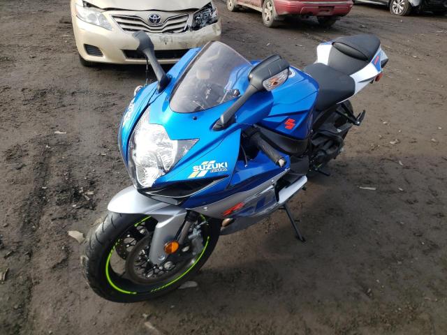 2021 SUZUKI GSX-R600 JS1GN7FA4M7100084