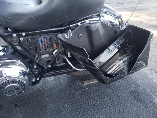 2013 HARLEY-DAVIDSON FLTRX ROAD 1HD1KHM13DB671042