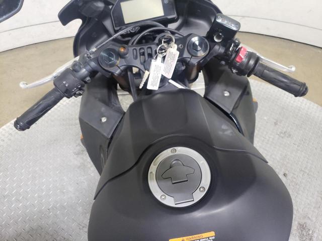 2019 YAMAHA YZFR3 A MH3RH18Y5KK002576