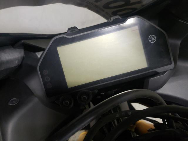 2019 YAMAHA YZFR3 A MH3RH18Y5KK002576