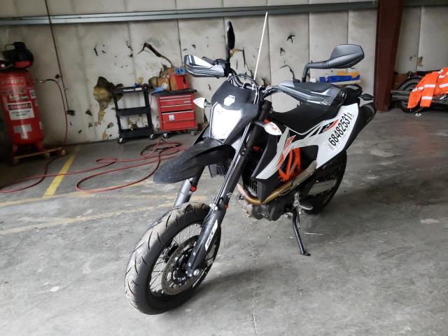 2020 KTM 690 SMC R VBKLSV402LM786202