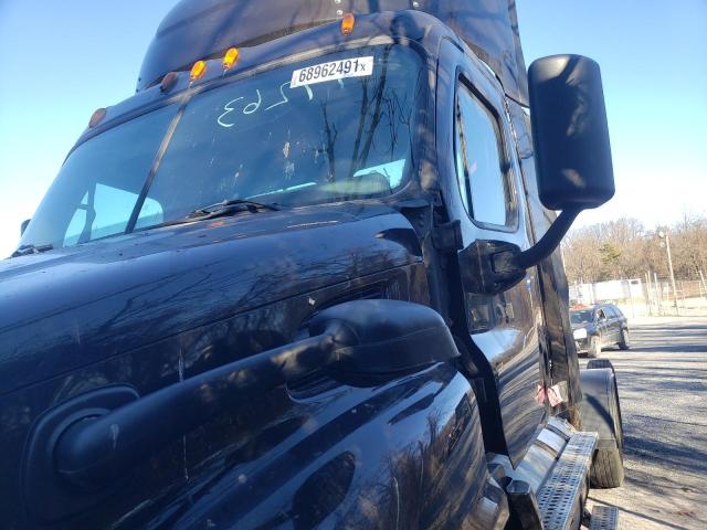 1FUGGBD91FLGN2207 Freightliner Cascadia 1 2015. Фото: 1