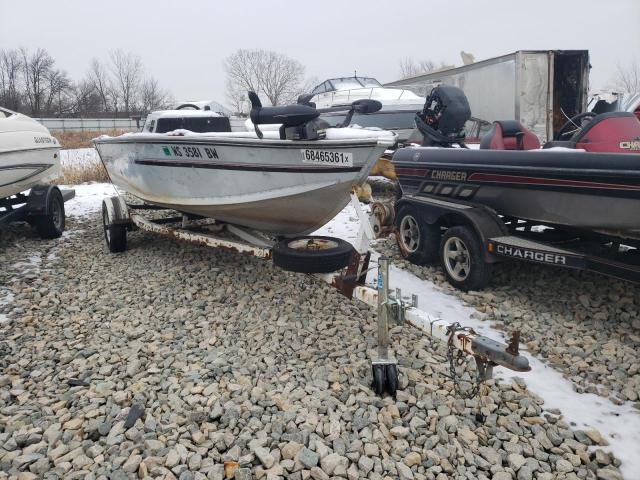 Salvage cars for sale from Copart Appleton, WI: 1989 Alumacraft Boat