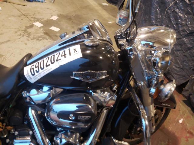 2019 HARLEY-DAVIDSON FLHR 1HD1FBC13KB645511