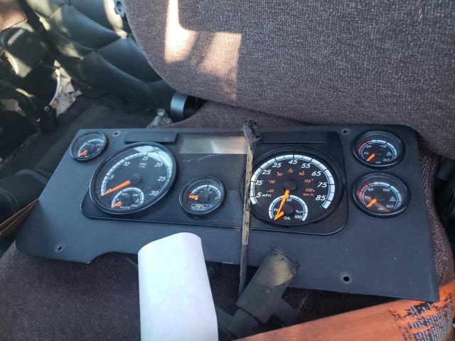 1FUGGBD91FLGN2207 Freightliner Cascadia 1 2015. Фото: 7