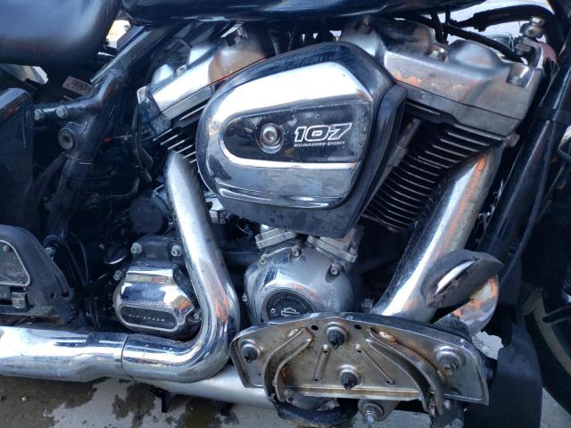 2019 HARLEY-DAVIDSON FLHR 1HD1FBC16KB613331