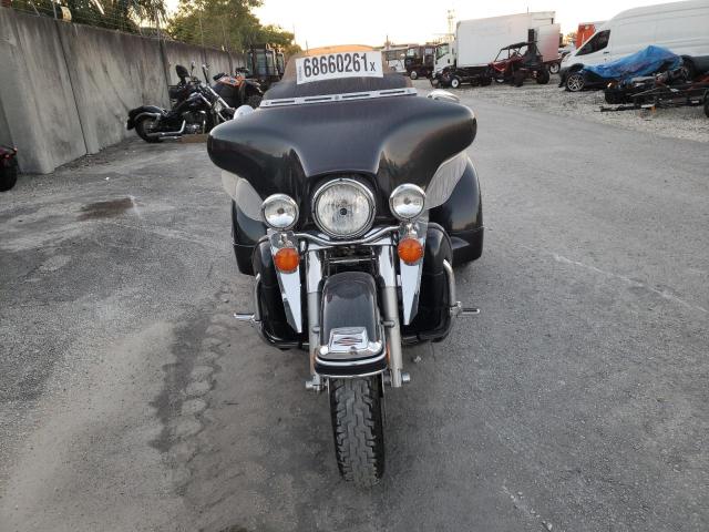 2007 HARLEY-DAVIDSON FLHTCUI 1HD1FC4157Y662870