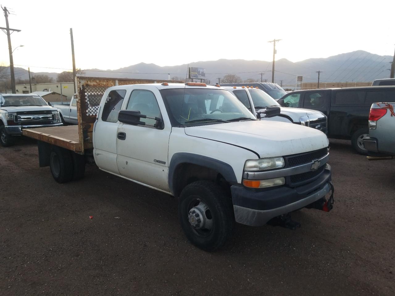 2001 Chevrolet Silverado K3500 for Sale in Colorado Springs, CO - Front End