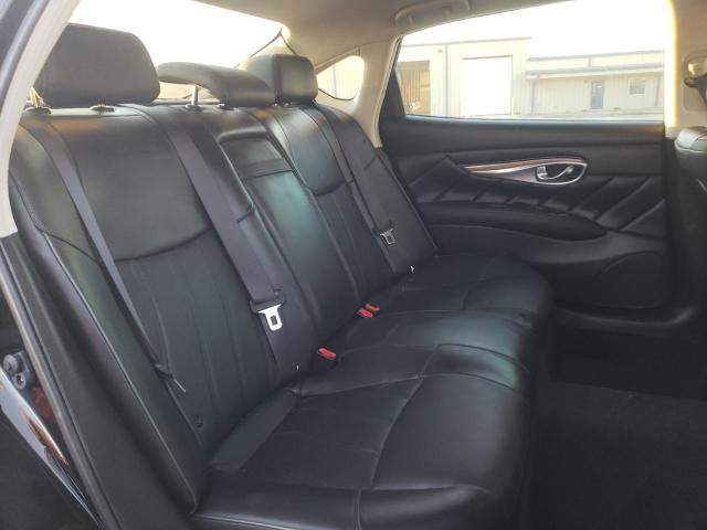 2018 INFINITI Q70L 3.7 L JN1BY1PP4JM330800