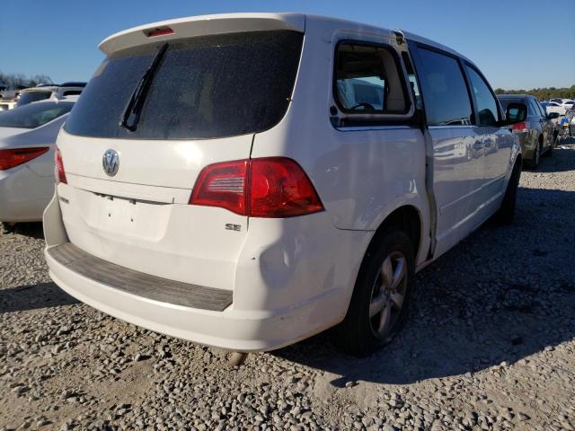 2010 VOLKSWAGEN ROUTAN SE 2V4RW3D10AR268179