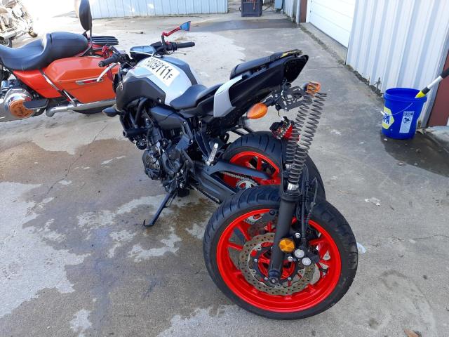 2019 YAMAHA MT07 JYARM27E8KA003732